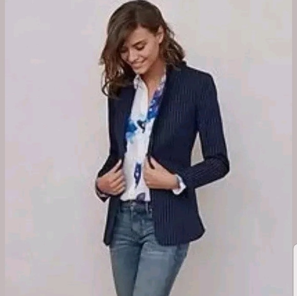 Banana Republic Jackets & Blazers - Banana Republic Striped Satin Navy Blazer
